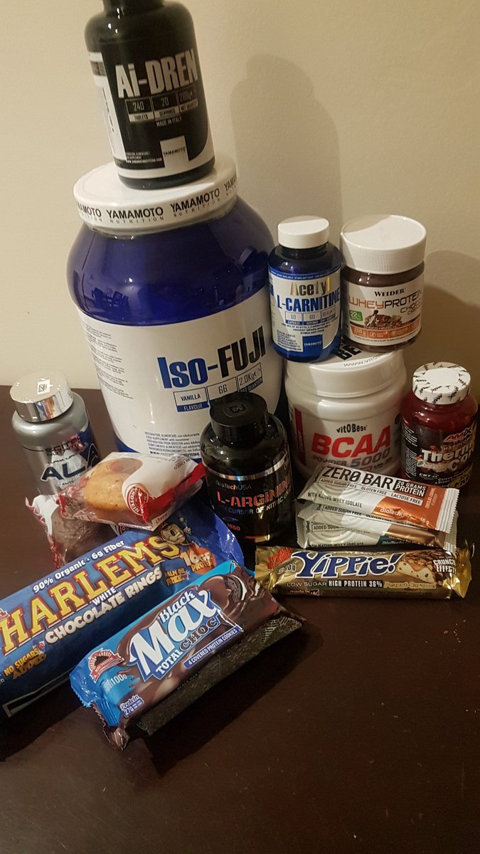 KarynBayres's tweet photo. Listo! Con esto y sobrevivo al Armagedón, a la invasión de Aliens y a las profecías de Nostradamus... Estoy armada hasta los dientes!
https://t.co/1Ja03qiuio
#suplementaciondeportiva #fitnesswork #tiendaonline
#envios #España https://t.co/qeEM1xdcRC