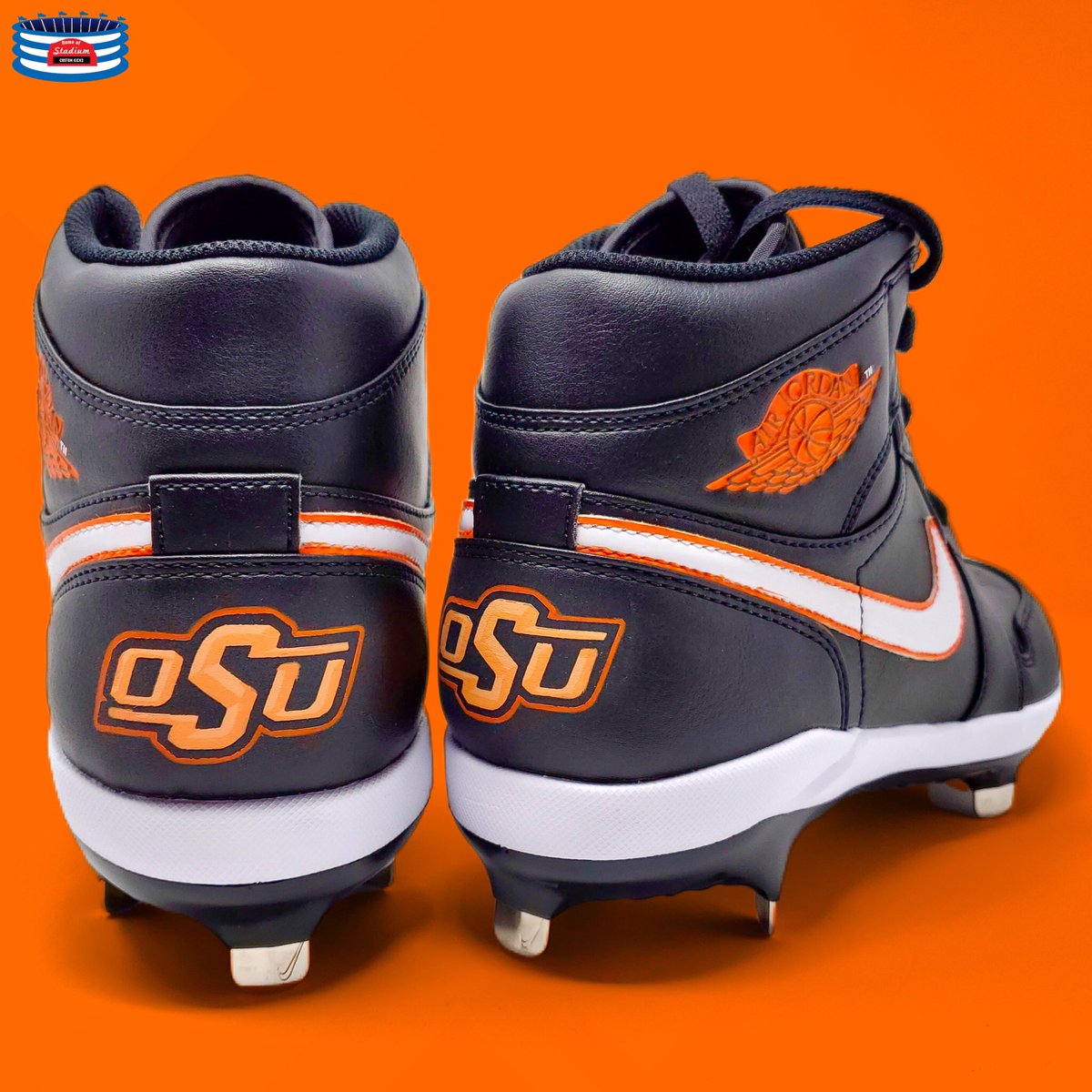 stadiumck's tweet image. Battle of the Jordan 1’s: RT for @Ben_Leeper5 ‘s @OSUBaseball cleats. FAVORITE for @tjr1_ ‘s @AlabamaBSB cleats.