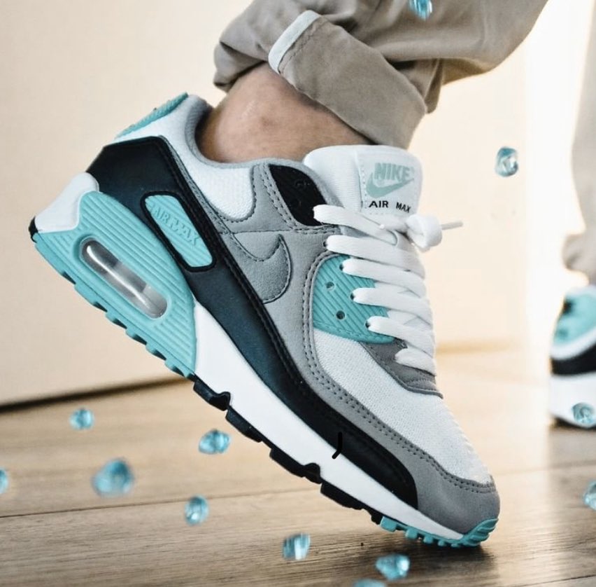 nike air max 90 turquoise on feet