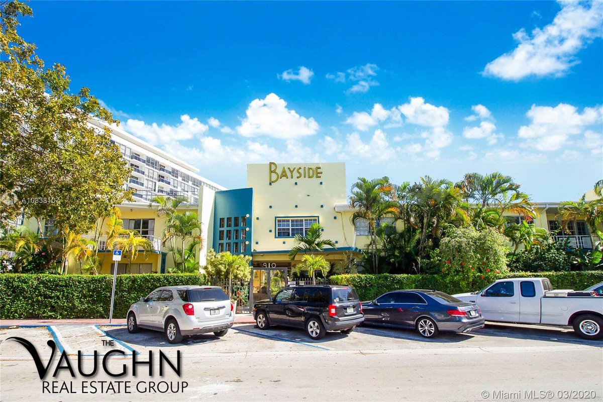 iAmDAlex's tweet photo. 910 Bay Dr 21, Miami Beach, FL 33141. Starting Bid at $106,000 Bank Owned Auction Property for Sale | @Xomerealestate
https://t.co/cVAJHgKfgk
#xome #vyllahome #realestate #miamibeach #miami https://t.co/5bCfZudzMD