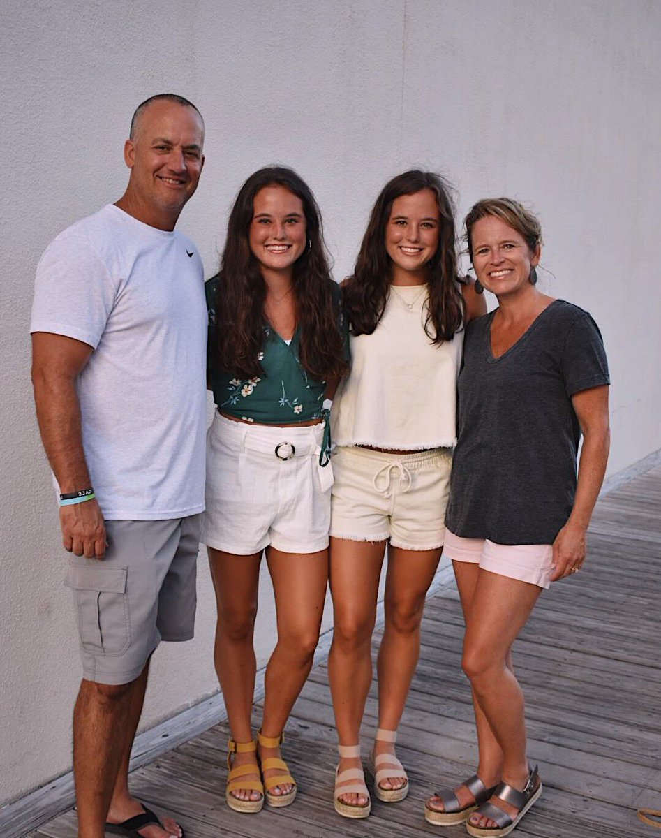 calliesnell_'s tweet photo. Big happy birthday to the most intentional and loving man I know.  You are #D1 in every way:) I love yo his much and I’m so proud to call you my dad❤️ #big50!! @dsnell31 https://t.co/1sLysrKMcl
