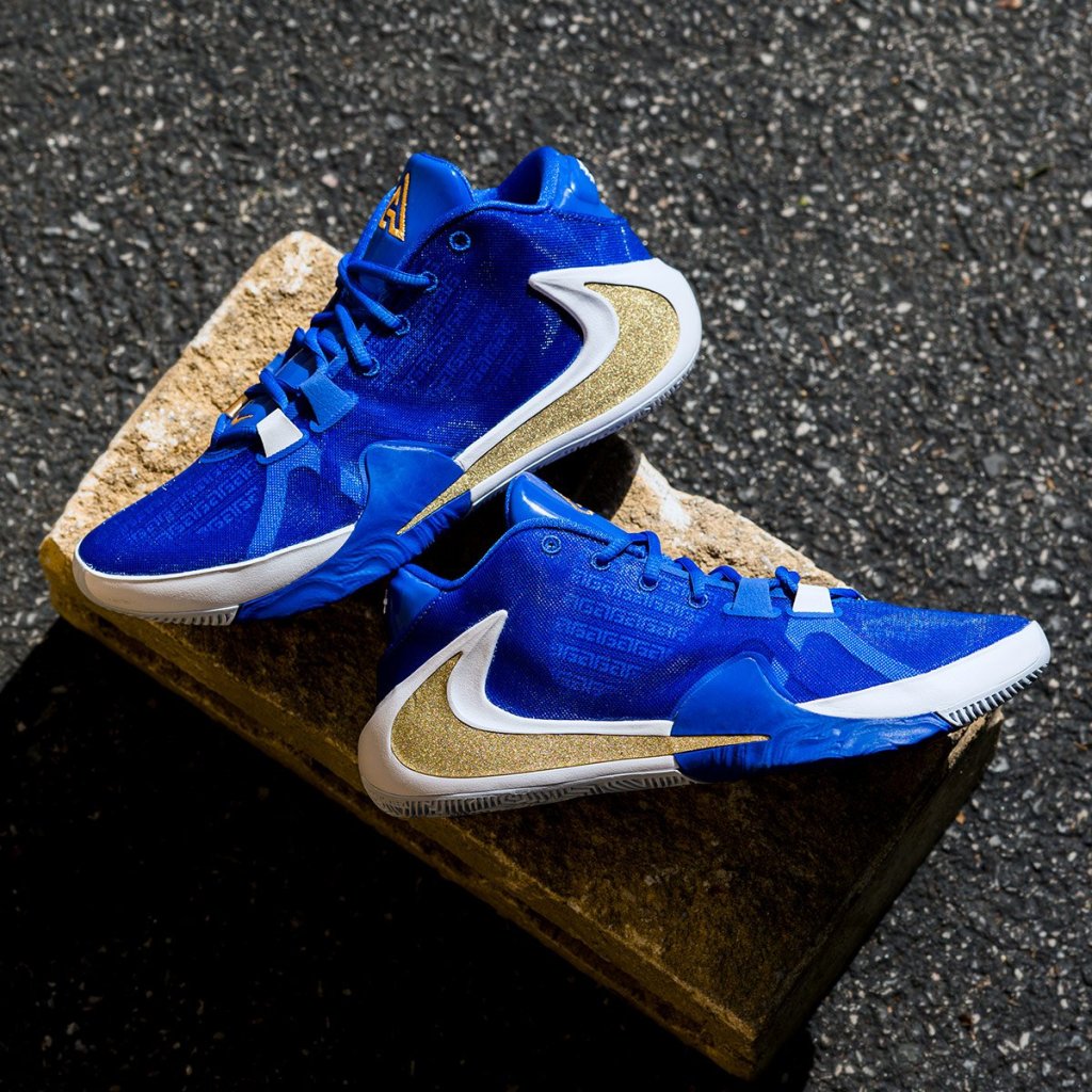 Rebaño Inclinado vulgar Sneaker Steal on Twitter: "Nike Zoom Freak 1 “Greece” $67.97 Free Shipping  https://t.co/4o7FHm7kPb https://t.co/2iE3nFAv6E" / Twitter