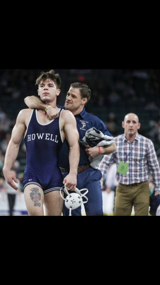 PeteReillyMtgs's tweet photo. Post a picture of you coaching! Once you are nominated you have 24 hrs to respond or you donate $20 to local charity. You then nominate 4 coaches. I was nominated by: @jgagswrestling @CoachProvow 

I nominate @JohnPost133 @Marty743 @ColtWrestler189 https://t.co/MIXiegwONT