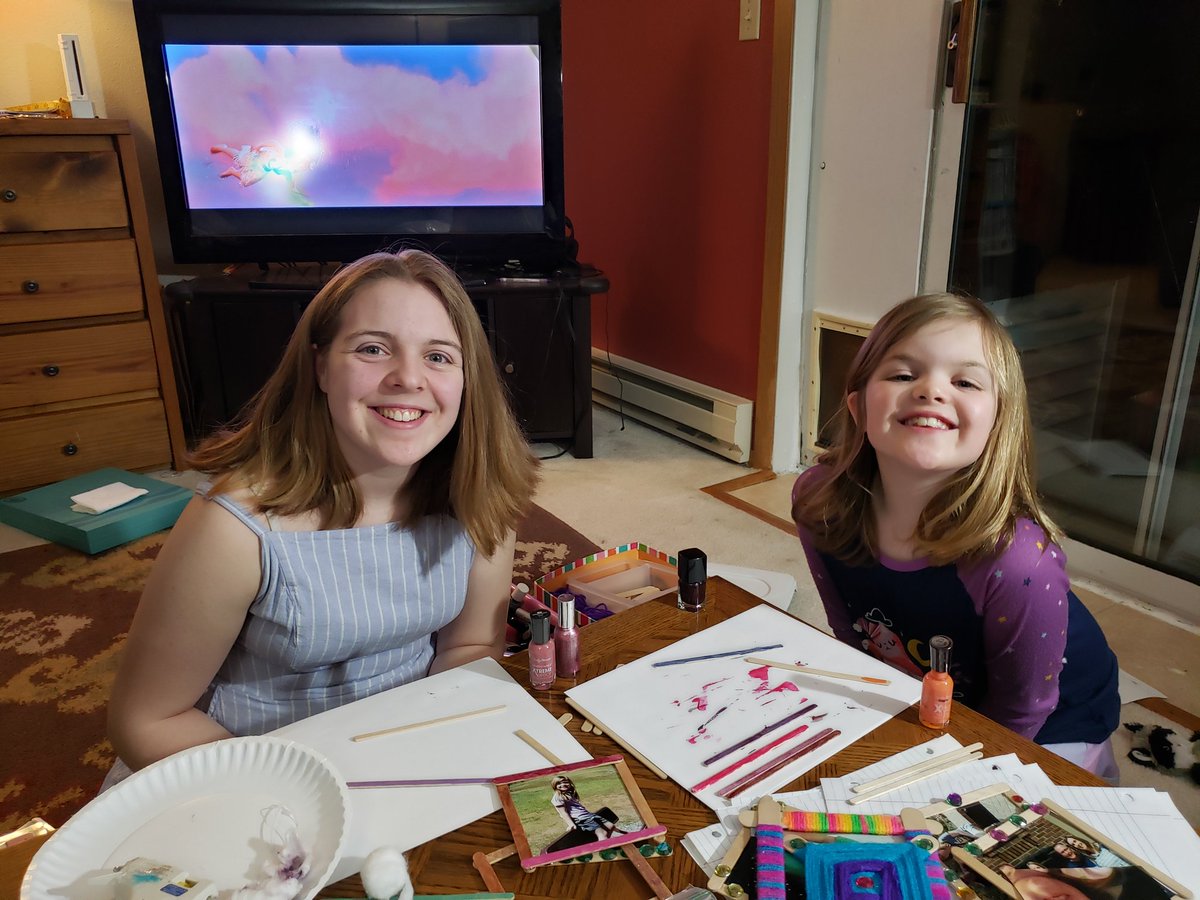 MSUMMelissaO's tweet photo. What creativity!  Nail polish painted popsicle stick picture frames...who knew?  Making the most of #StayHomeMN time!  🥰 https://t.co/xwvAcWuzP3