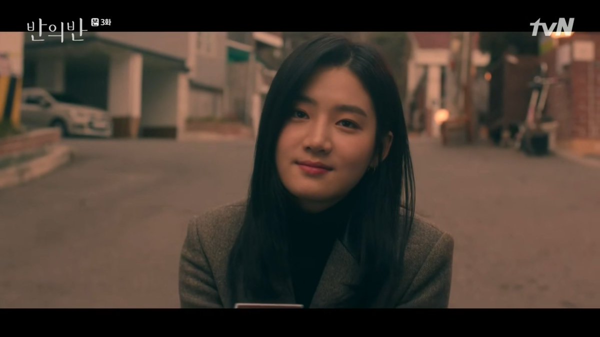 But if you thought you had seen the last of Jisoo, think again. She remains the quiet and gentle force moving the story forward. Jisoo left parts of her all over the lives of our characters, so it's only natural for her to make a comeback!  #APieceOfYourMind  #ParkJooHyun