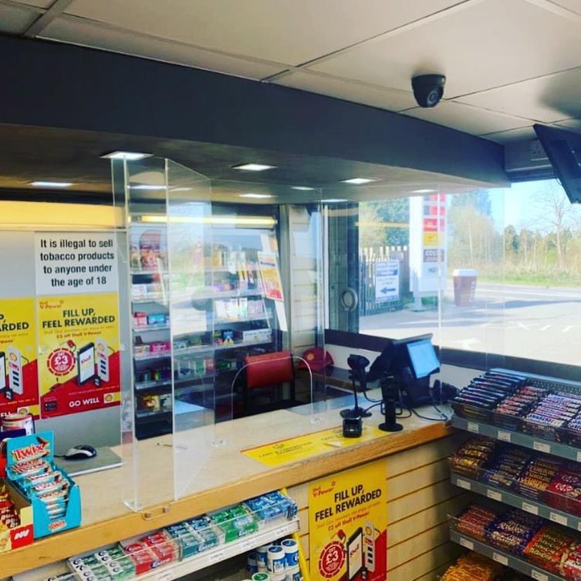 Advent_Ltd's tweet photo. Another sneeze guard fitted - measured yesterday fitted this morning. Protect your staff & customers from Covid 19๐ท
๐ phone now to order 01933 224716
#sneezeguard #sneezescreen #coughguard #coughscreen #screens #protectstaff #perspexscreen #acrylicscreen #protectivescreen https://t.co/MYGRnsPYfa