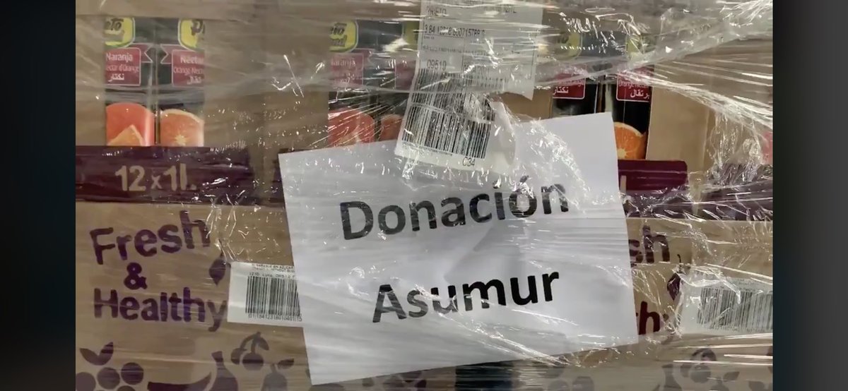 asumur1's tweet photo. Esta mañana #ASUMUR ha donado al Banco de Alimentos de #Murcia más de 30.000 kilos de productos de primera necesidad. Gracias a proveedores y empresas #Linasa #AMC #SOLTIR #LOOIJE #EstoNotienequePARAR @ASEDAS_ORG @Ballesta_Murcia https://t.co/p6xgq5XPhX