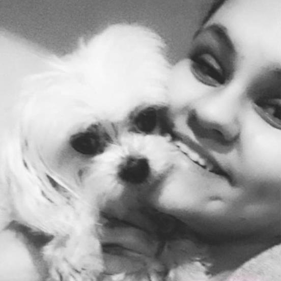 Toptraject in Corona-tijd
Willemijn: "Deze tijd is natuurlijk niet leuk door het binnen blijven. Mijn hondje vindt het wel leuk door alle knuffels. Ik werk bij de Jumbo en volg lessen op afstand, vooral veel thuisstudie. Blijf binnen en gezond en tot gauw. toptraject.nl