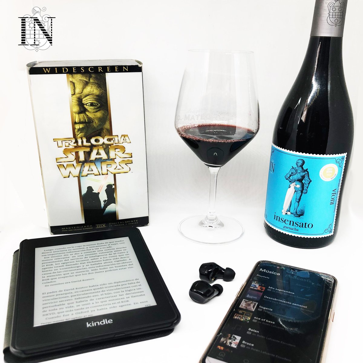 No seas "Insensato", esta Semana Santa quédate en casa, aprovecha para leer un buen libro, escuchar música o ver tu peli favorita... que para insensatos, ya tenemos nuestro garnacha. #quedateencasa #yomequedoencasa #LaMateo #coleccionIN #vino