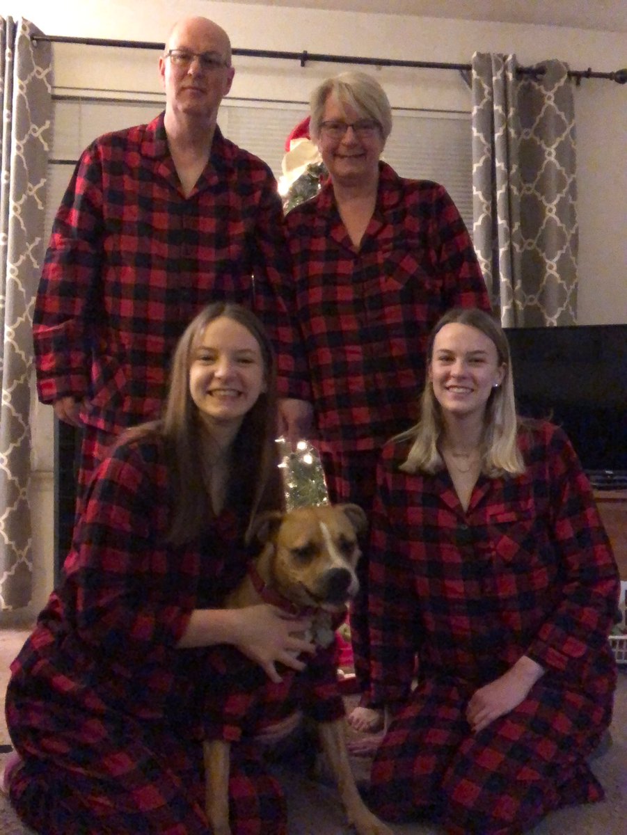 DhoffmanDoug's tweet image. Happy 19th Birthday Isabelle! I love you and am proud to be your Dad. Enjoy the day even though you cannot go out. @izzyhoff111