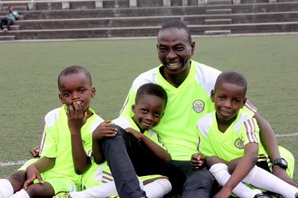 oasisfcnig's tweet photo. In our family age is just a number. We carry everyone along. If you love your family #stayAtHome and #stayhealthy because #Covid19 is real.
 
#OasisFCFamily 
#OasisFC 
#Fifa
#Nff 
#ekofootball https://t.co/bqN13yn7th