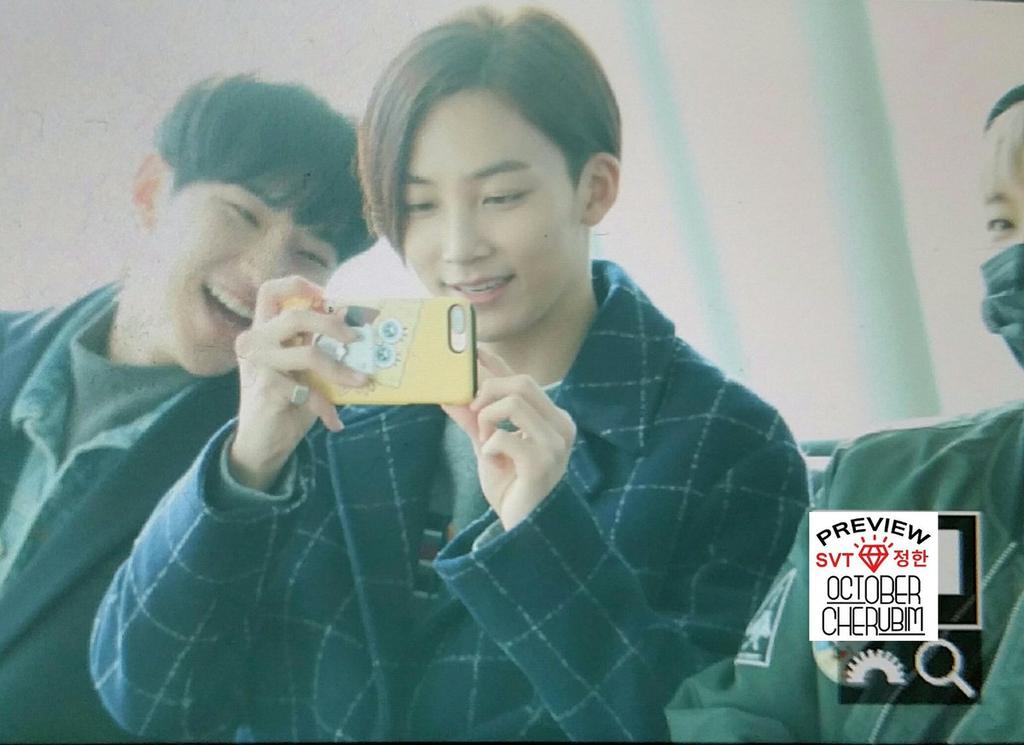 throwback to jeonghan's spongebob phone case ft qtp2t soonyoung