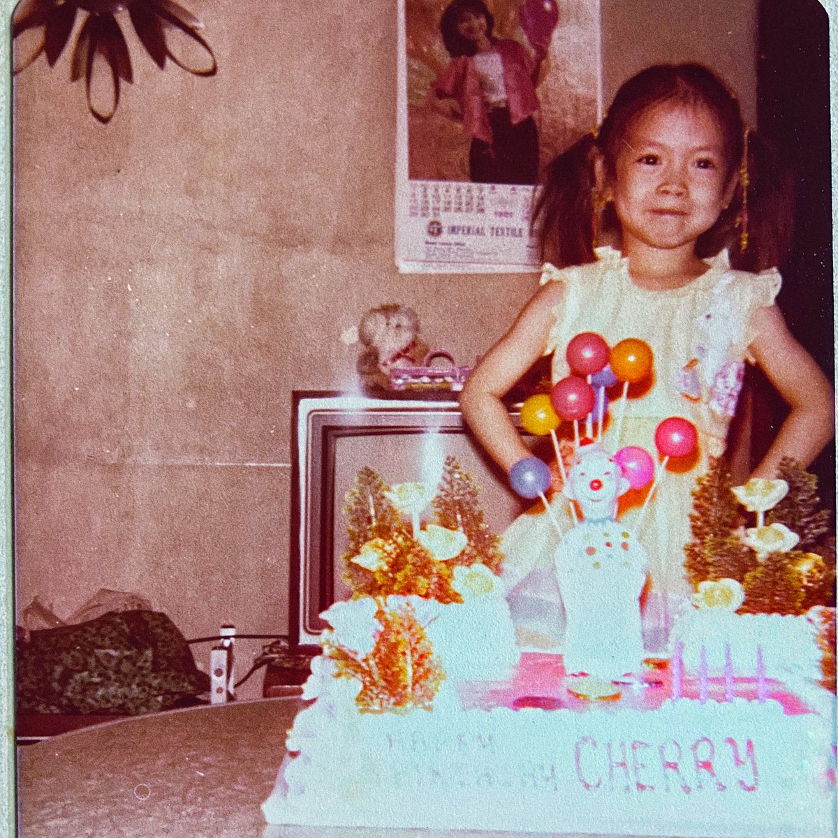 djcherrybombs's tweet photo. another one bites the cake! Haha! 3yo Bombs ๐๐ค๐ป#PopYoCherry
THANK YOU SO MUCH One of my happiest & most memorable birthday EVER! the BEST part is the #CakeSurprise from best girl @Callmesusantee was pawsome!๐ค๐๐ฅณ
#love #grateful #birthday #thankyouUniverse #healingjourney https://t.co/5OxjXSLwzr