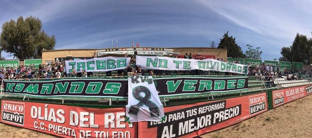 KioskoTolon's tweet photo. ETERNO JACOBO

CD TOLEDO HASTA LA MUERTE https://t.co/FAlPINMYCN