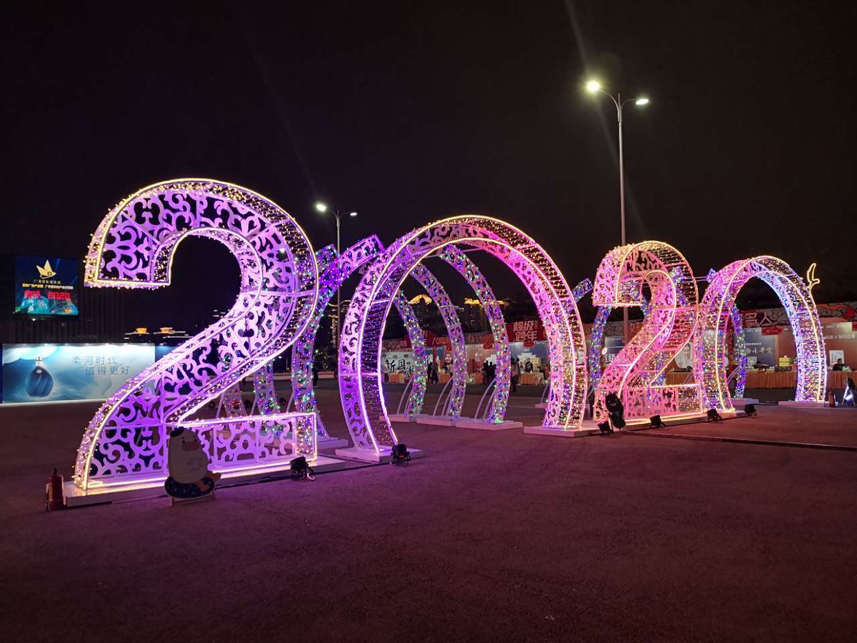 The world is in danger,
But we still have hope,
We think it won't last any longer,
Everything will be OK soon,
Give our best wishes to you all,
PLA still with you ,anything please feel free to contact us,
For professional audio.
All will be better and better,