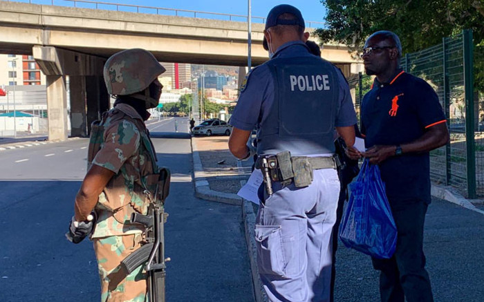ewnupdates's tweet photo. SA can't afford extended lockdown, says economist https://t.co/UruoYWDwxA https://t.co/1F9VswlTMd