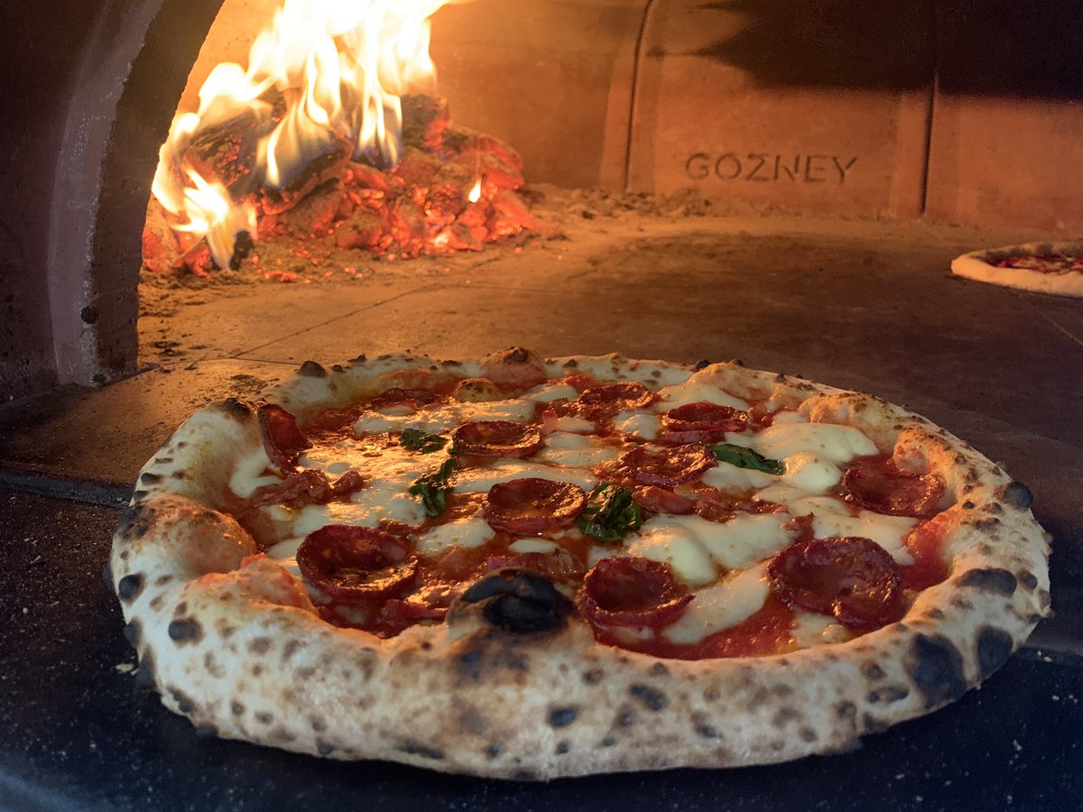 Scream For Pizza tweet media