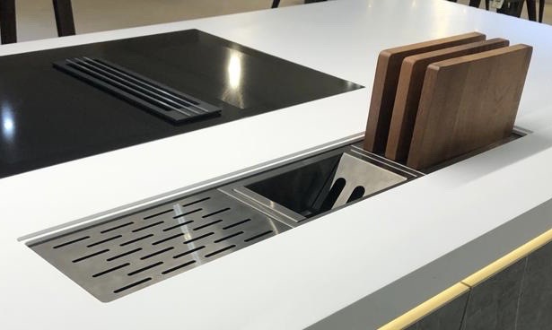 1810co's tweet photo. Here's a fab example of our 900mm accessory trough in gunmetal finish. Thanks to Square Kitchens, Sheffield - we love it!
#1810co #AccessoryTrough #Gunmetal https://t.co/RIumunR0Nv