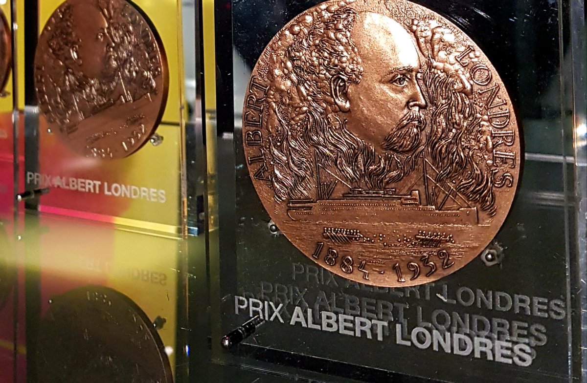 albert_londres's tweet photo. On ne sait pas encore où seront remis les prix cette année mais l'appel à candidatures est ouvert ! Qui succédera à @benvtk @Feurat et Marlène Rabaud ? merci @OIFrancophonie @AXA_Partners @AXAFrance @Inafr_officiel @GroupeAudiens @webscam @MonnaieDeParis 
https://t.co/7D5Ff1EK77 https://t.co/q1DQskbJjZ