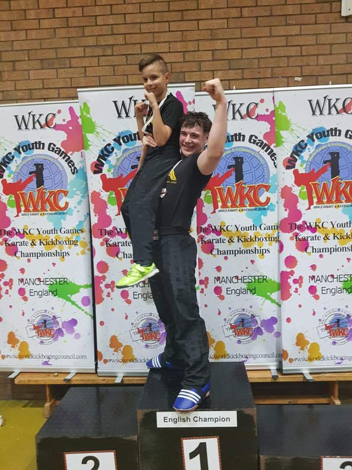 ElementalFitLtd's tweet photo. A year ago today, Jude and Nikita represented Team EKA at the WKC Open Youth Games 🥊
Jude won a Gold medal 🥇 and Nikita a silver medal 🎖beating two opponents on his way to the final 💪
#throwback #TeamEKA #kickboxing #wkc https://t.co/eWod1gu3sA