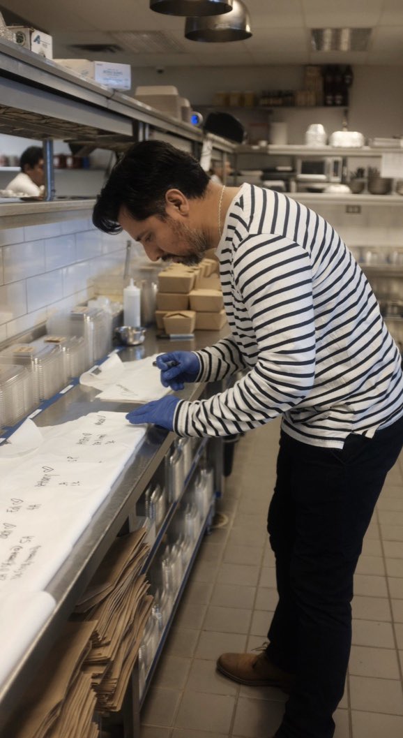 KimJohnsonCFT's tweet image. Love how Chef Angel at @6smithwayzata and Baldamar is providing free meals to families of his furloughed employees. See all the good things happening in our community on @WCCO This Morning. ❤️