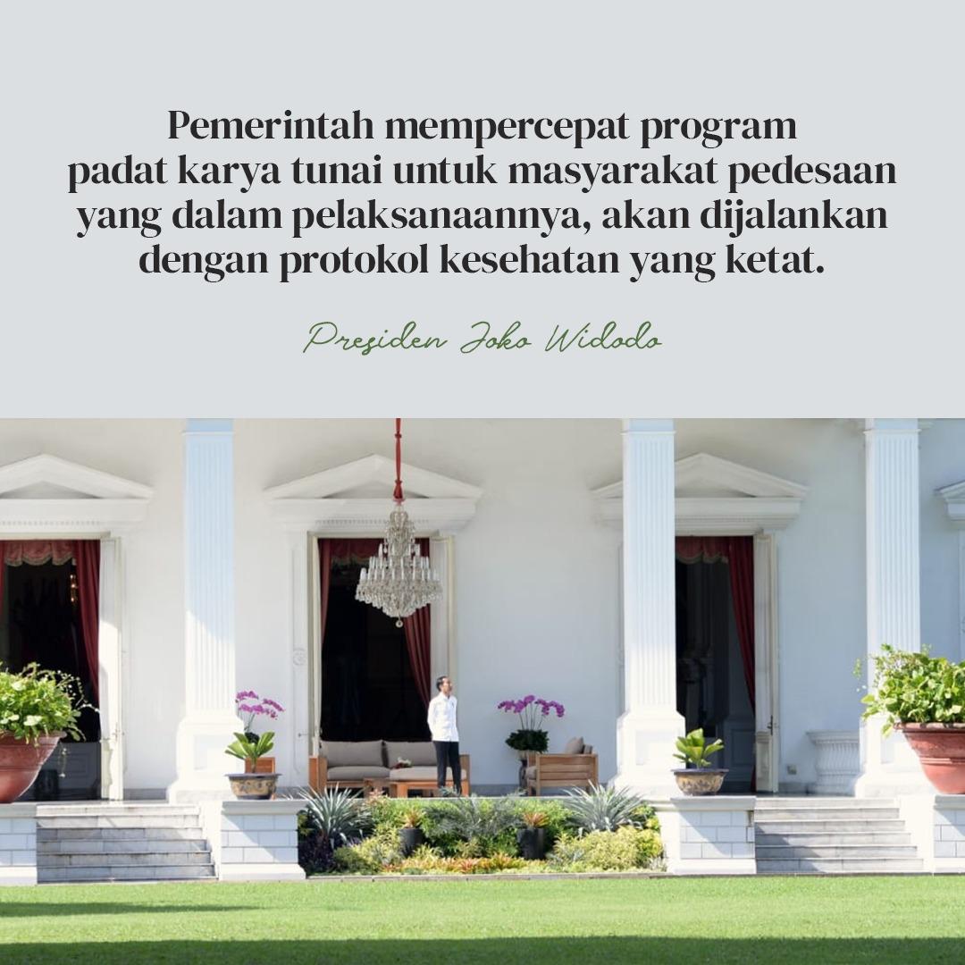 Di tengah pandemi Covid-19, pemerintah menyiapkan jaring pengaman sosial untuk masyarakat. Khusus untuk warga pedesaan, pemerintah menyiapkan program padat karya tunai. Pelaksanaannya akan dipercepat untuk membuka lapangan kerja dan menjaga daya beli masyarakat di pedesaan.