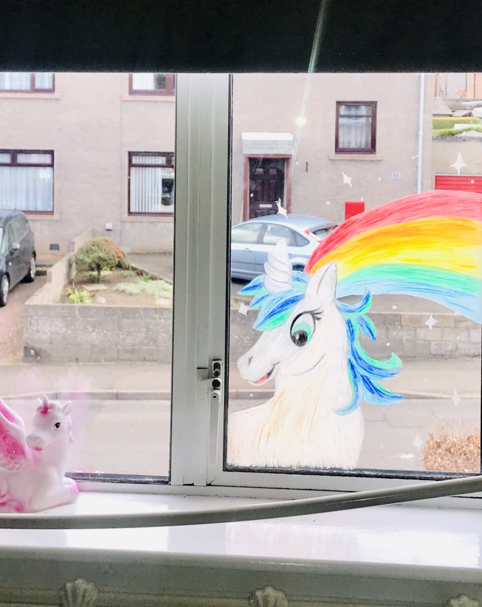 unicorns_mag's tweet photo. Nova is showing her sparkly support for keyworkers! @STABILOUK Woody 3 in 1 pencils are great for adding a cheery rainbow to your window and wash off with a swipe of a wet cloth! Share your window using the hashtag #ChaseTheRainbow!
#STABILOUK #STABILO #WoodyWindow #UKKidsWindows https://t.co/CoFlG5PJJ8