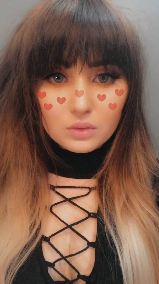OnSumRealSht's tweet photo. 🖤 https://t.co/0FS2nFAKQz