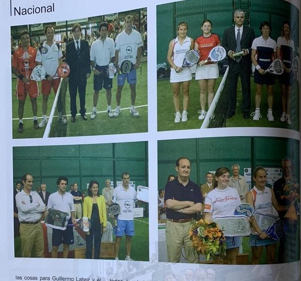 FNPadel's tweet photo. #MomentazosFNP 1️⃣3️⃣
Pamplona, 2004. #CEAbsFEP
NAVARRA acogió el XX CTO. DE ESPAÑA ABSOLUTO en el @Tenis_pamplona.
🏆Triunfos para J.M Díaz - R. Arias y C. Navarro - A. Salazar.
Pablo Semprún, subcampeón con W. Lahoz, disputó su último torneo como profesional.
¡Grandes recuerdos! https://t.co/W4lAL71RE4