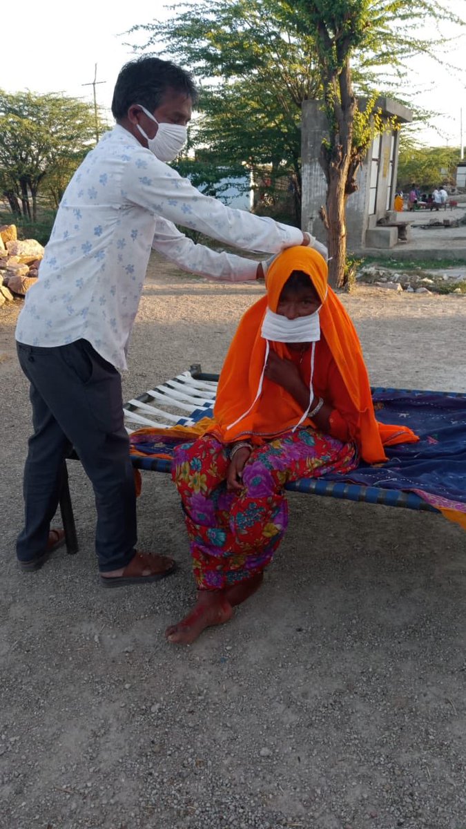 iindiango's tweet photo. @vineetjaintimes @timesofindia @iindiango a grassroot NGO, making cotton masks through local women group and distributing it for free to marginalised rural people. #MaskIndia https://t.co/3X4fyySmd6
