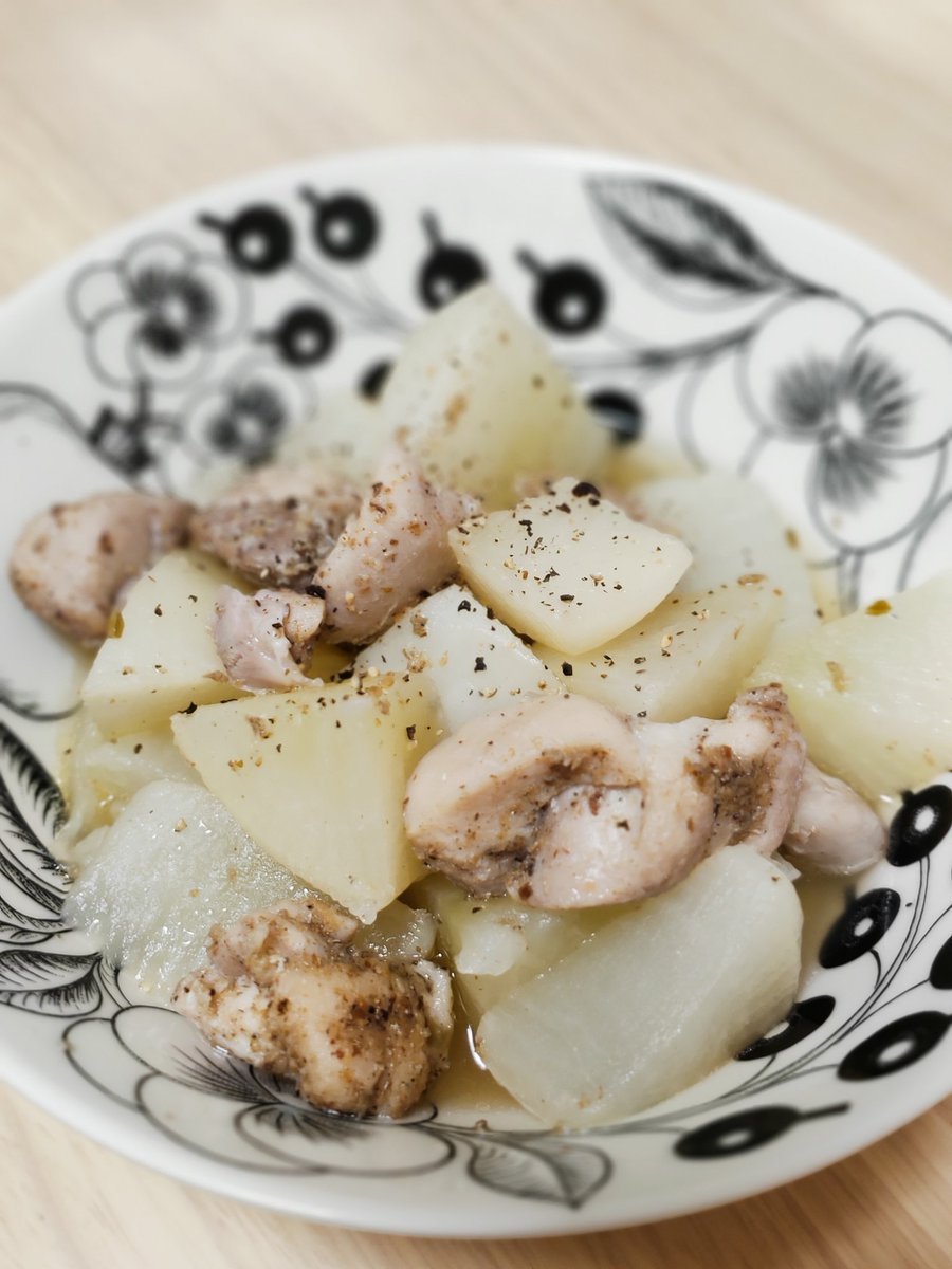 くすりや tweet media