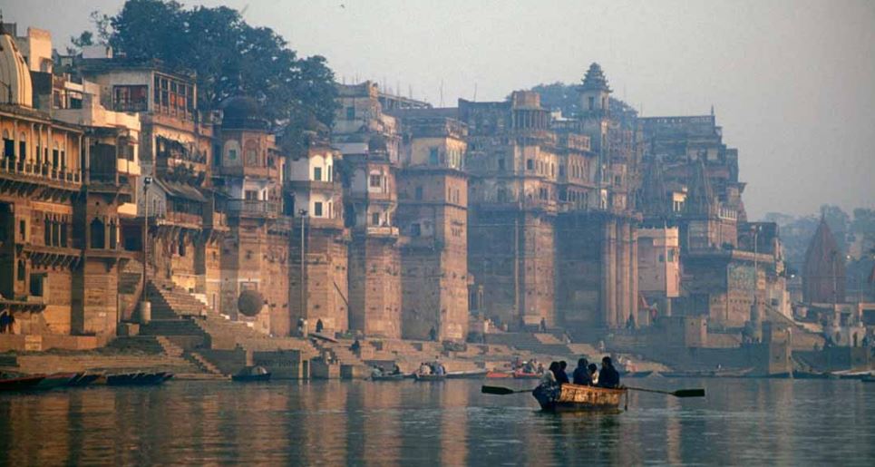 Holy River Ganga’s dimensions are 108 in total.Our very sacred river Ganga spans a latitude and longitude of 9 degrees (22 to 31) and 12 degrees (79 to 91) respectively, which is again 108 (12×9).