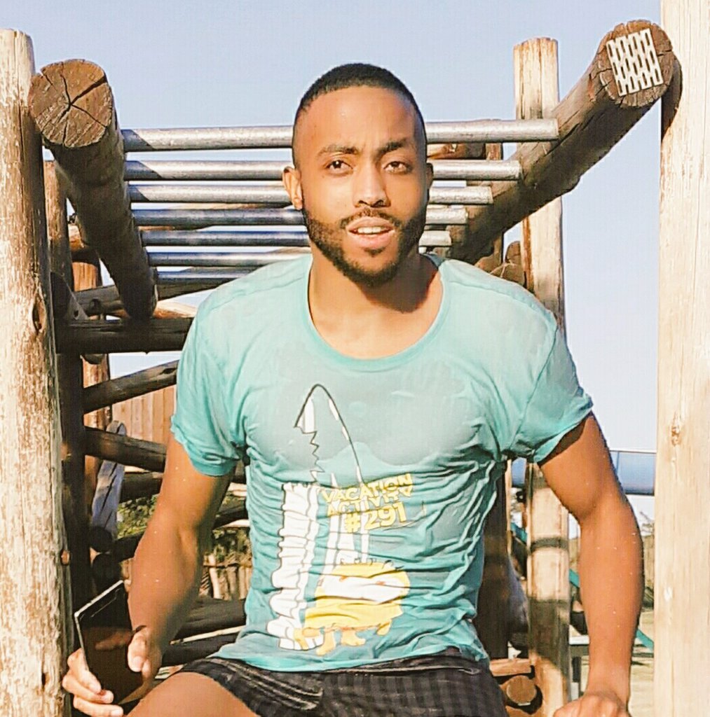 _drewbae's tweet image. #chooseday