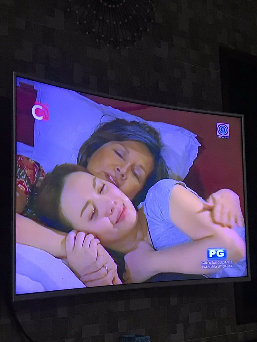 rhinesolis's tweet photo. Teary Eyed because of @itsmeclaudineb  forever #claudinian #optimumstar 😊😘 https://t.co/ur1Z7riQpE