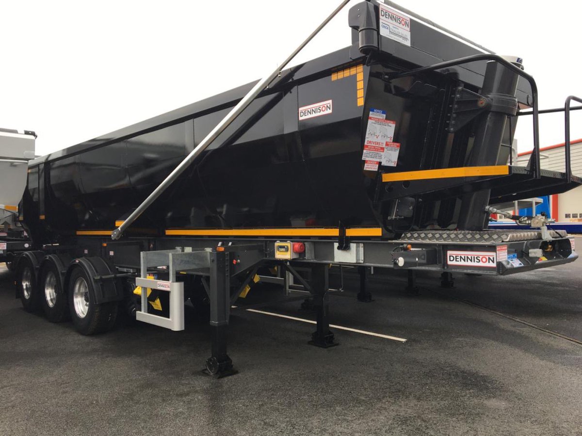 CrickTrailers's tweet photo. Dennison sliding bogie tipper trailer
Safer tipping - Less vehicle movements - More manoeuvrable - Up to 50% more payload - Designed to replace the 8x4. In stock and available 
 #tipper #dennisontrailers #aggregates #quarry  #muckaway #safety  #hs2 https://t.co/pn8Gxry693