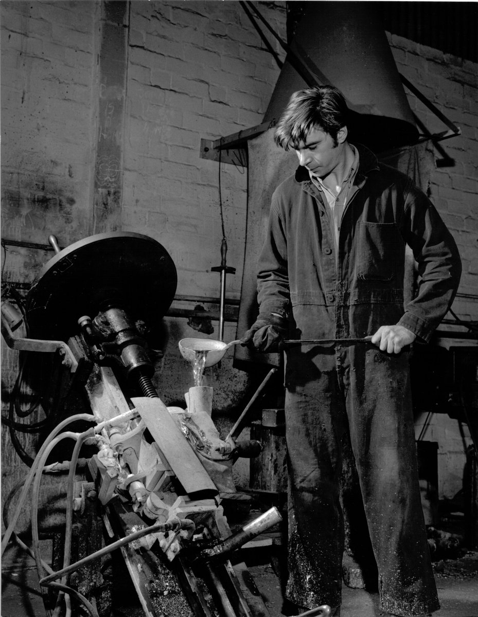 TDLFoundry's tweet photo. As part of our 100 years of @ThomasDudleyLtd series, we look back at employee John Ford working in our engineering workshop. Today, our engineering specialists cover a range of sectors &amp; manufacture the most complex components. #ukmanufacturing #thomasdudley #castmetals #foundry https://t.co/5wKOZi8qxj