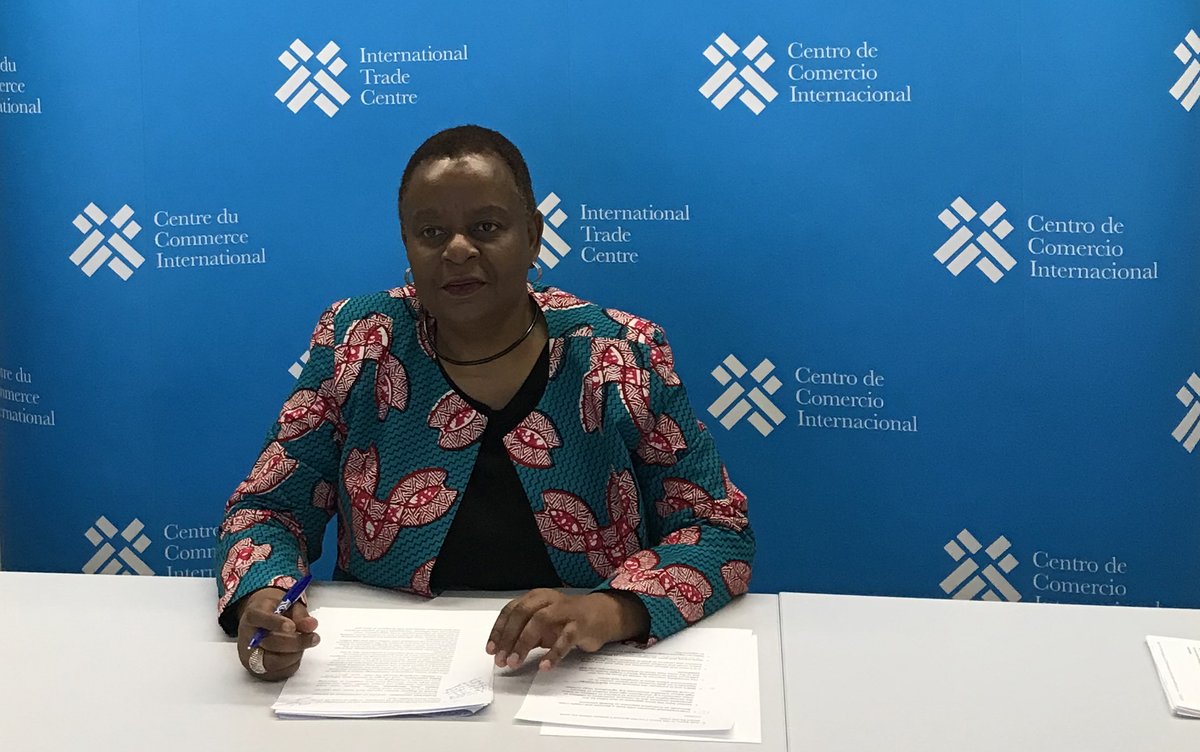 tembo_dorothy's tweet photo. This morning I joined @UNCTADKituyi @YonovAgah in a webinar 4 diplomats hosted by @almolokomme  @BWGenevaMission to discuss impact of #COVID19 in Africa

My message:
➡️Step up support 2 MSMEs
➡️Strengthen regional value chains &amp; #AfCFTA implementation
➡️Support women in trade https://t.co/bbd1Na6eY3