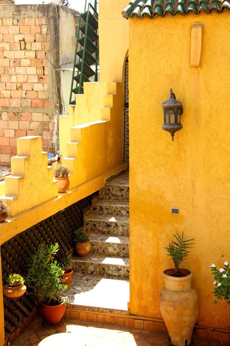 intoinside's tweet image. #architectureTuesday #yellow #Morocco #meknes