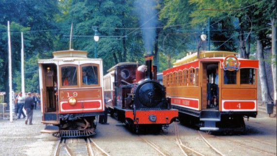 isleofmantoday's tweet photo. One of the major events of the islandโs heritage transport season, Rush Hour on the Railways, will be held online this year. https://t.co/zCbSukBety
#isleofman #heritagerailways #steamtrains #electrictrams https://t.co/I4ZcWtGxvY
