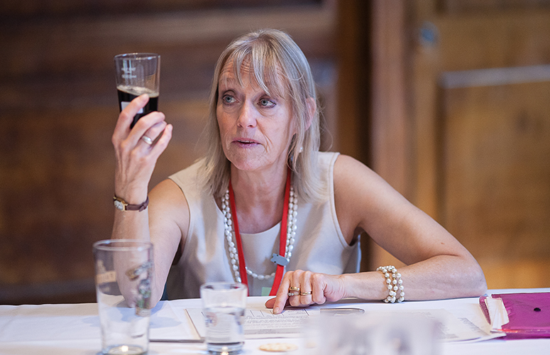 Join master beer trainer <a href="/ChristineCryne/">christine cryne</a> for a virtual beer tasting, exploring some of the UK's wonderful beer styles, at 6pm, 21 April - hosted at the Red (On)Lion!🍻

Free &amp; open to all, the event will be limited to the first 50 participants. Read more👉 ow.ly/J4VO50z6Dyp