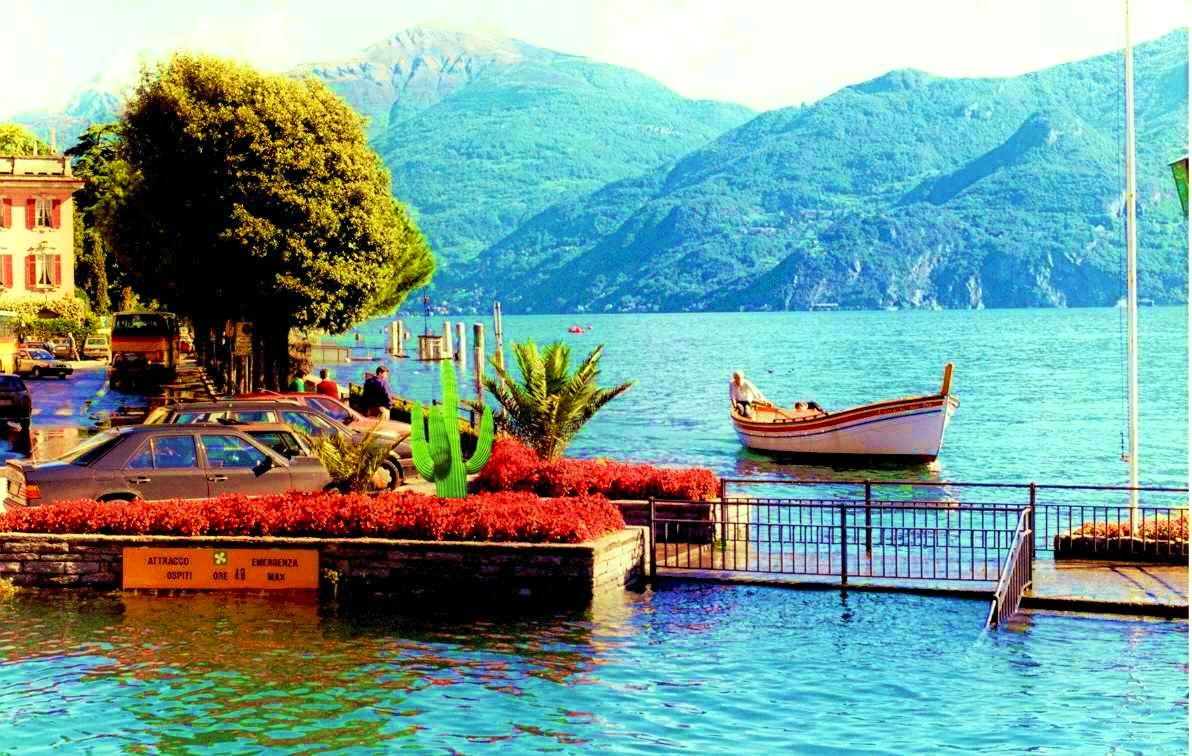 Ezylykos's tweet photo. Menaggio. Como Lake https://t.co/gkqtcC5c8q