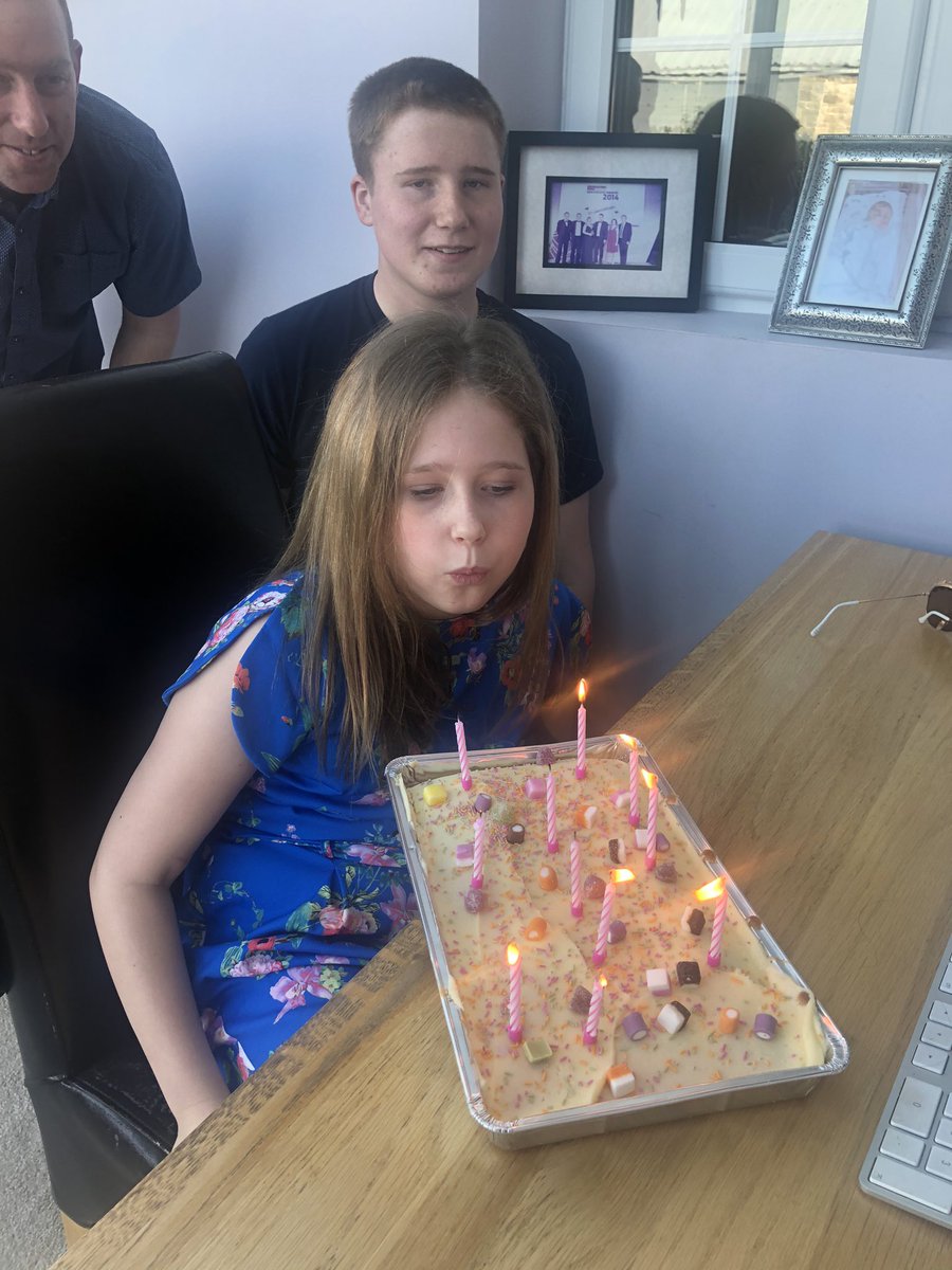 And through the power of @zoom_us she still got to have Birthday Cake and a sing song with her school friends <a href="/LlandoveryPrep/">Llandovery Prep</a> #StayHomeSaveLives