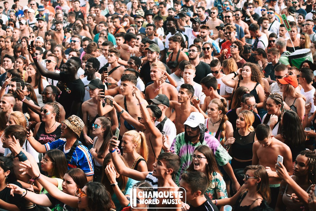 Y volveremos a estar a menos de 1m de distancia! 🙌💙 #yaquedamenos #yomequedoencasa #chanqueteworldmusic