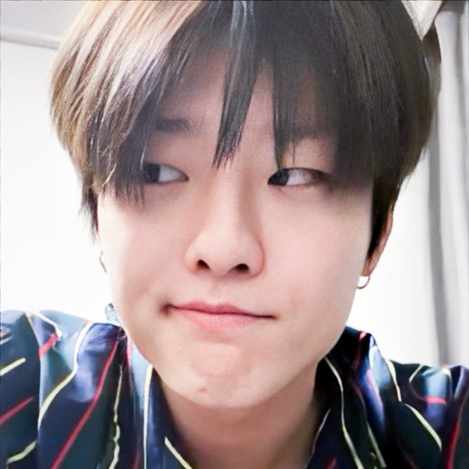 _lemoodz's tweet photo. Mốtđángyêudịquài
#찾아줘_차트인으로_원잇의봄
Lànghỉchơiluônnnn
#Oneit_chartin_wantit
Đồđángyêu🥺
@x1official101 https://t.co/bmFdmLLnrO