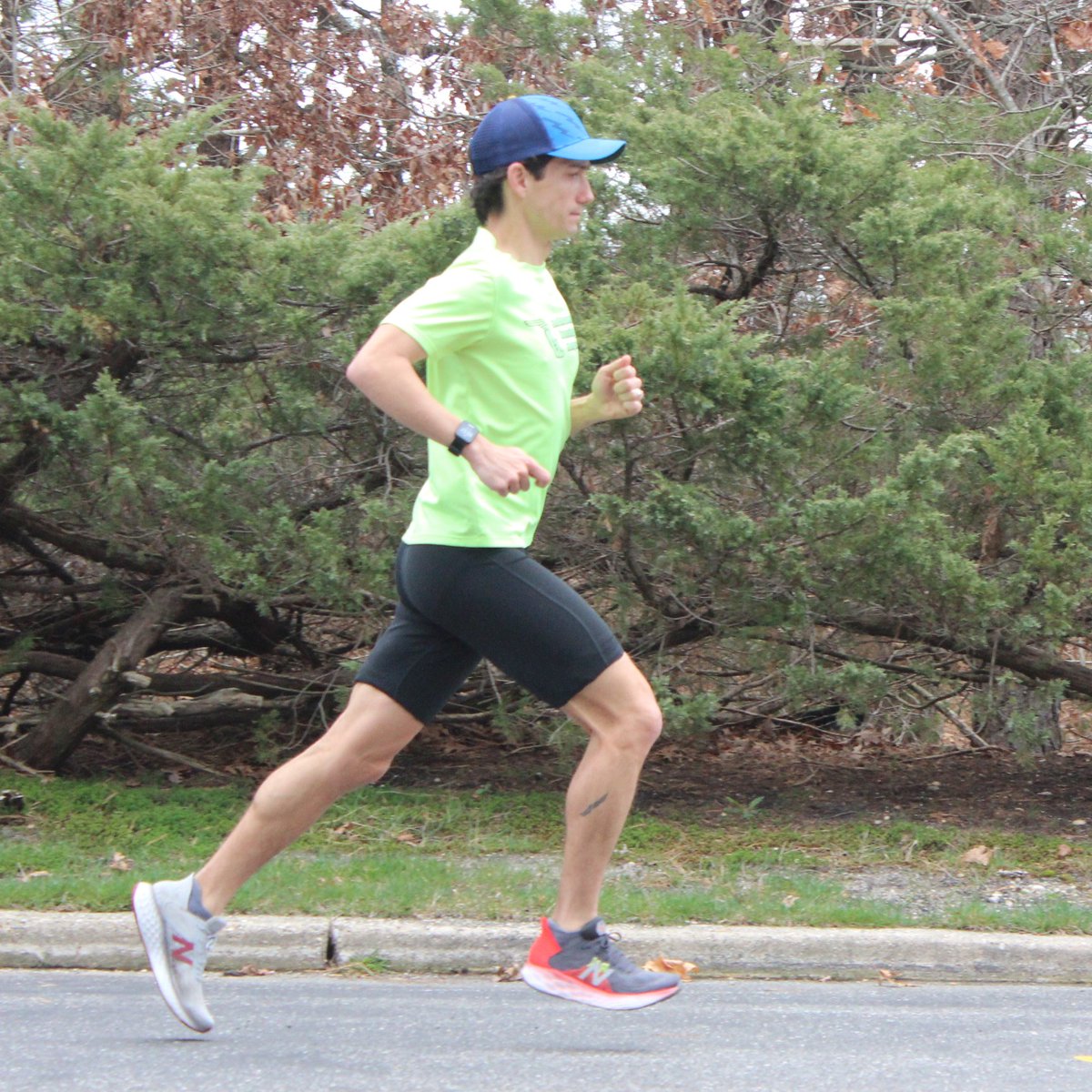 SmithtownRunCo's tweet image. Can you spot the 5 differences? (form changes excluded)
.
Screenshot the 2nd picture and tag us in the differences. Have fun!
.
#SRCKeepsMoving #SmithtownRunningCompany #SayvilleRunningCompany #RunLI