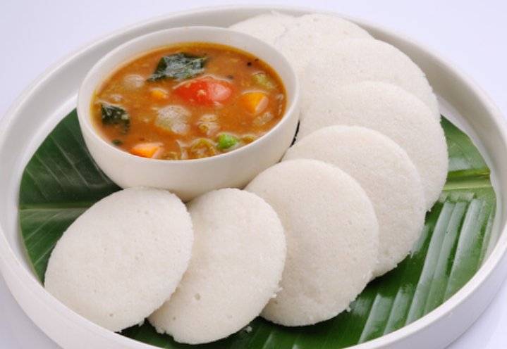 her fav food surbhi x idli