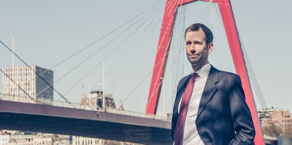 Interested in the added value of #digitalisation to #maritimesecurity? Erik Witjens -Libertas Advocaten- shares his perspective on how #Rotterdam deals with this topic and the added value to the position of the region as maritime capital of Europe. bit.ly/2VmKEsj #RMCoE