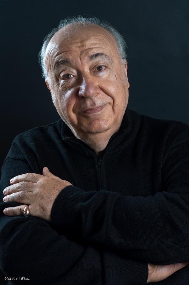 Il était fort peu médiatique mais dut le professeur ( et plus que ça ) de @DepardieuG__ <a href="/stephaneguillon/">Stéphane Guillon</a> Isabelle Huppert   <a href="/LuchiniOfficiel/">Fabrice Luchini</a> et tant d’autres . Et ce fut mon ami . Jean Laurent Cochet .