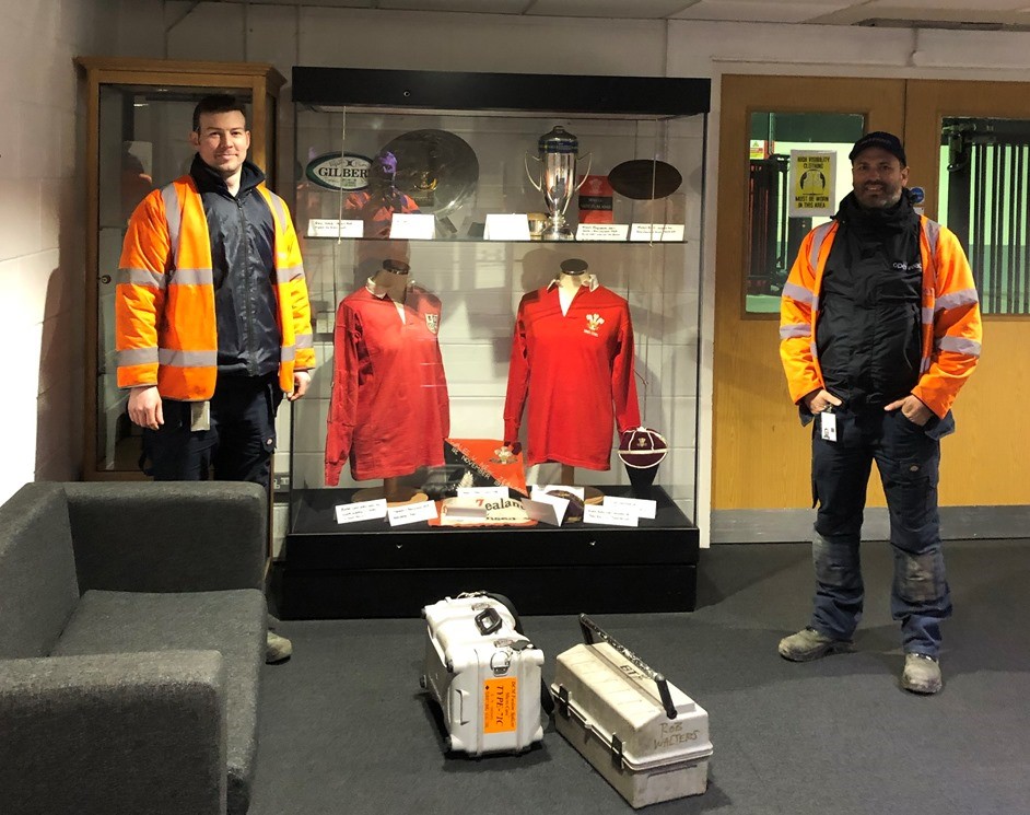 WeAreOpenreach's tweet photo. Thank you to our engineers in Wales working hard to connect venues like the Principality Stadium and Parc y Scarlets, to help the NHS in this critical time #keyworkers #stayconnected #WeAreOpenreach https://t.co/E4V8u5wpDx