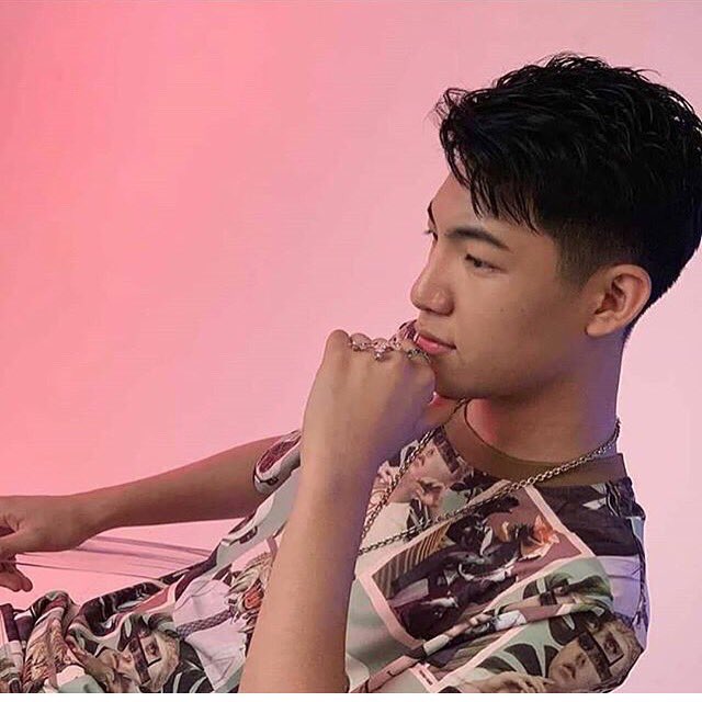 espanto_twt's tweet photo. Darren in China will forever be iconic!

[a thread] https://t.co/sYsaDmFYcq